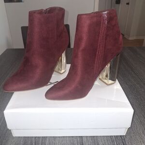 Suede Burgundy Ankle Boots with Gold Heel- W Sz 9